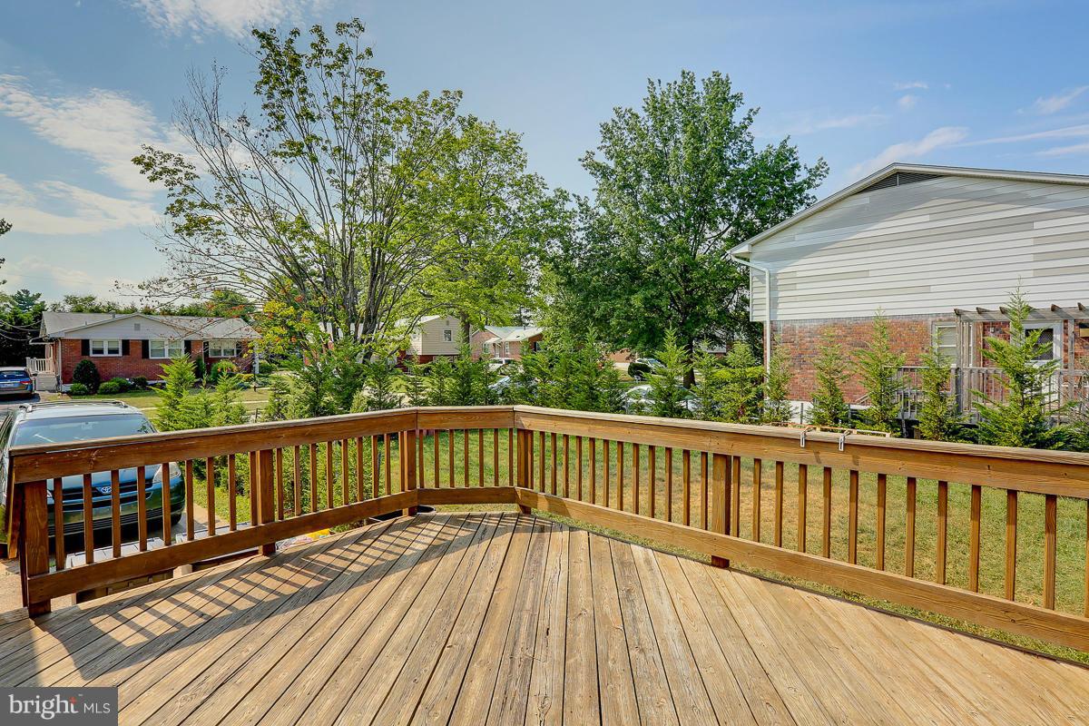 6500 Gardenwick Road Baltimore, MD 21209 - Photo 8 of 30 Exterior (Rear)