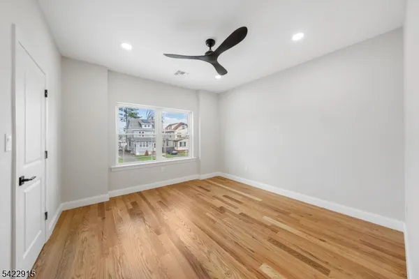 $999,000 | 540 Muriel Parkway, Elizabeth, NJ 07208