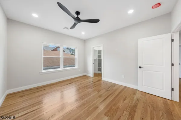 $999,000 | 540 Muriel Parkway, Elizabeth, NJ 07208