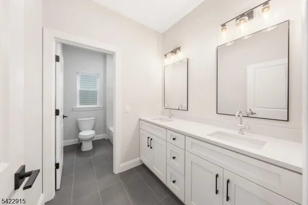 $999,000 | 540 Muriel Parkway, Elizabeth, NJ 07208