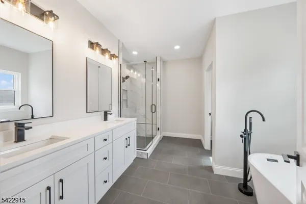 $999,000 | 540 Muriel Parkway, Elizabeth, NJ 07208