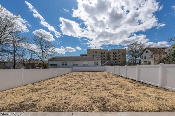 $999,000 | 540 Muriel Parkway, Elizabeth, NJ 07208