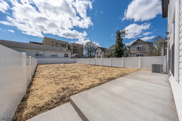 $999,000 | 540 Muriel Parkway, Elizabeth, NJ 07208