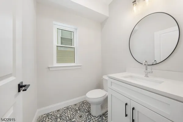 $999,000 | 540 Muriel Parkway, Elizabeth, NJ 07208