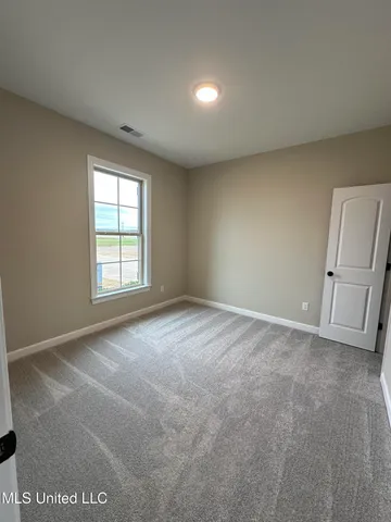 $292,500 | 3041 School Loop Rd Lake, Lake Cormorant, MS 38641