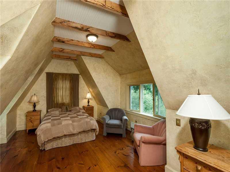 44 Tower Road Kittery Point, ME 03905 - Photo 19 of 32 Bedroom. Located on the second...