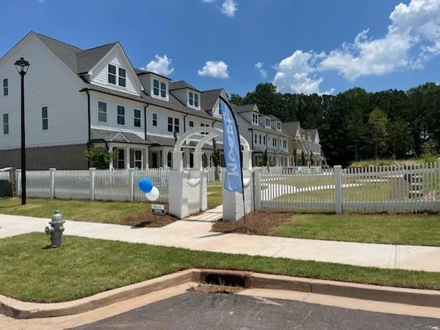 a view of a house with entertaining space