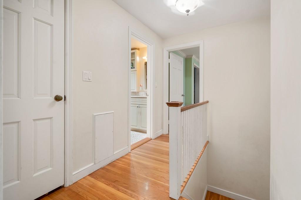 44 Mansfield Road Wellesley, MA 02481 - Photo 27 of 38