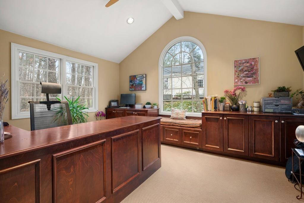 44 Mansfield Road Wellesley, MA 02481 - Photo 5 of 38