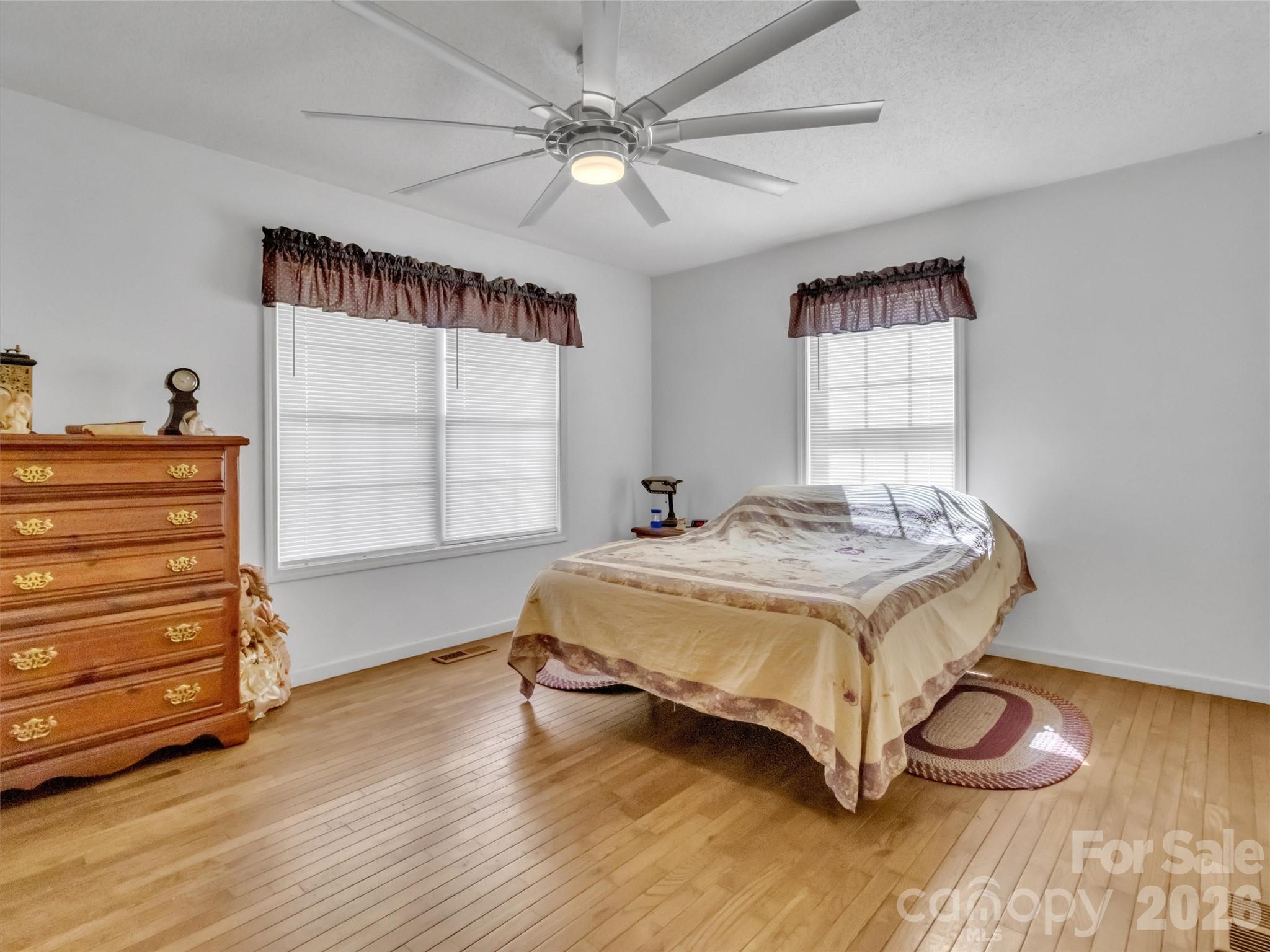 39 Millard Cove Road Leicester, NC 28748 - Photo 12 of 48