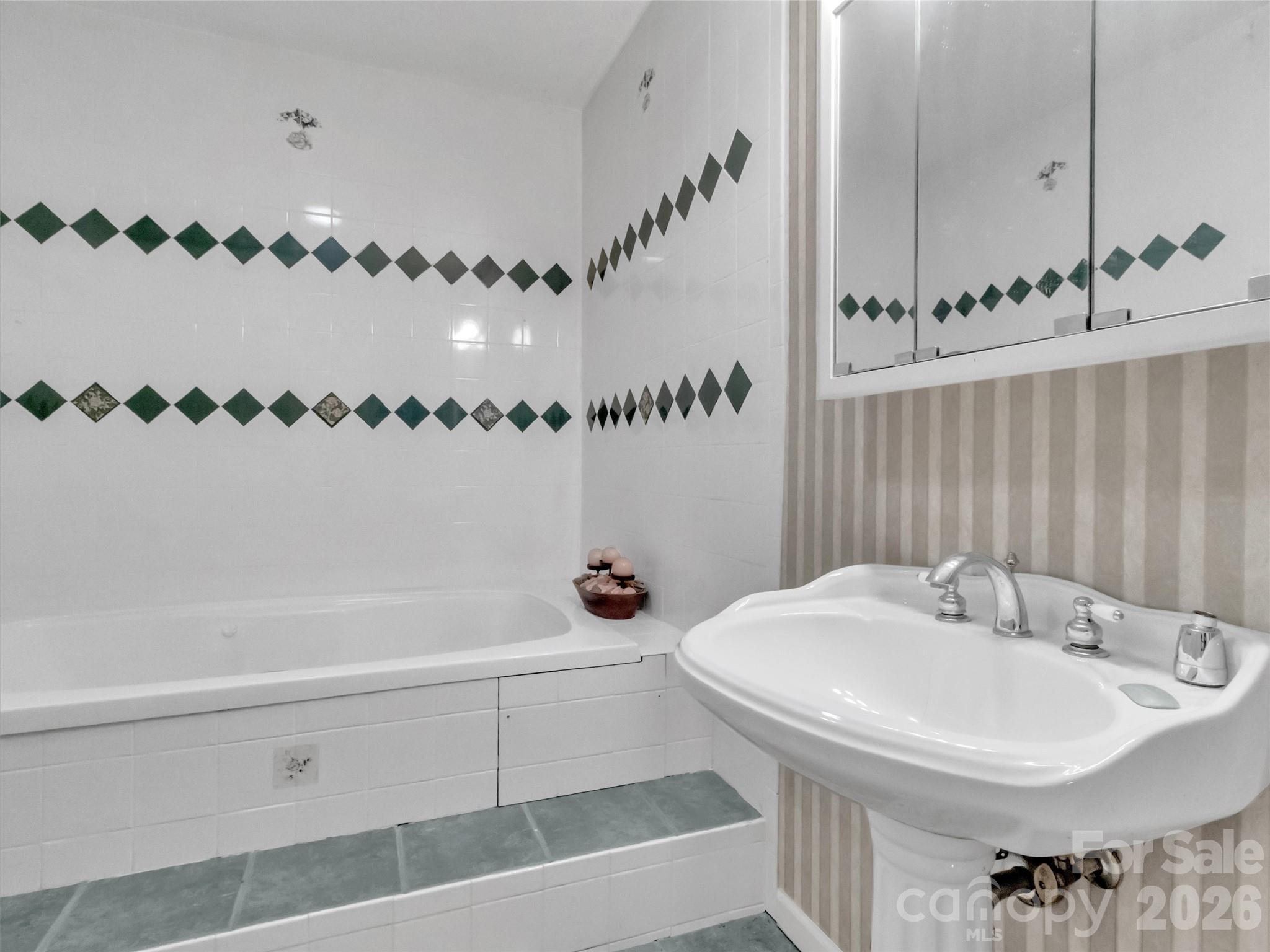 39 Millard Cove Road Leicester, NC 28748 - Photo 18 of 48