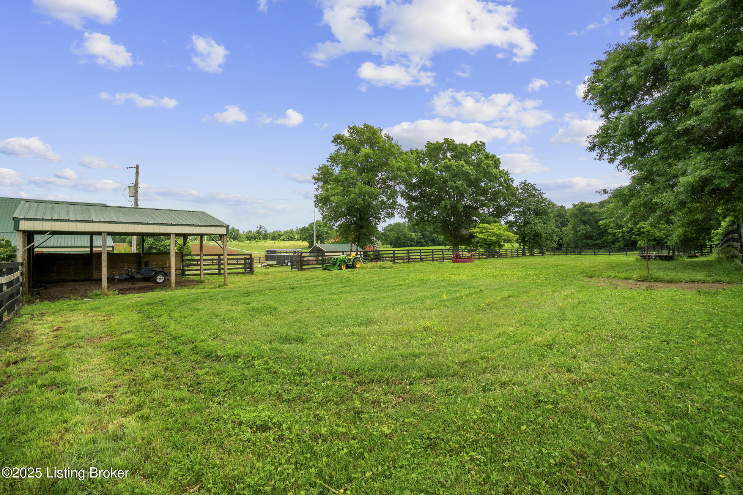 1493 Stapleton Road Shelbyville, KY 40065 - Photo 45 of 51 pasture