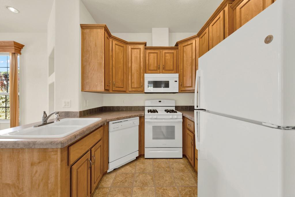 8301 Mission Gorge Road, Unit SPC 378 Santee, CA 92071 - Photo 12 of 28 Gallery Image 12