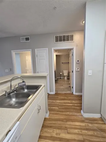 $1,490 | 1910 East Palm Avenue, Unit 11210, Tampa, FL 33605