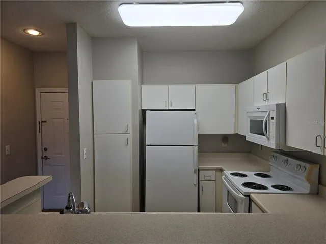 $1,490 | 1910 East Palm Avenue, Unit 11210, Tampa, FL 33605