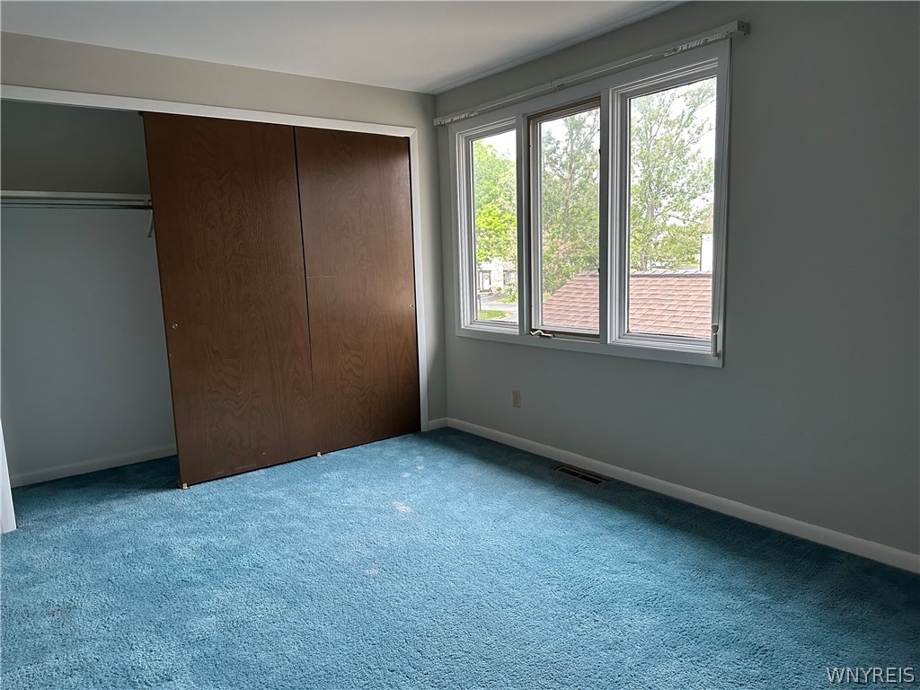 304 Charlesgate Circle Amherst, NY 14051 - Photo 14 of 26 Bed rm 2