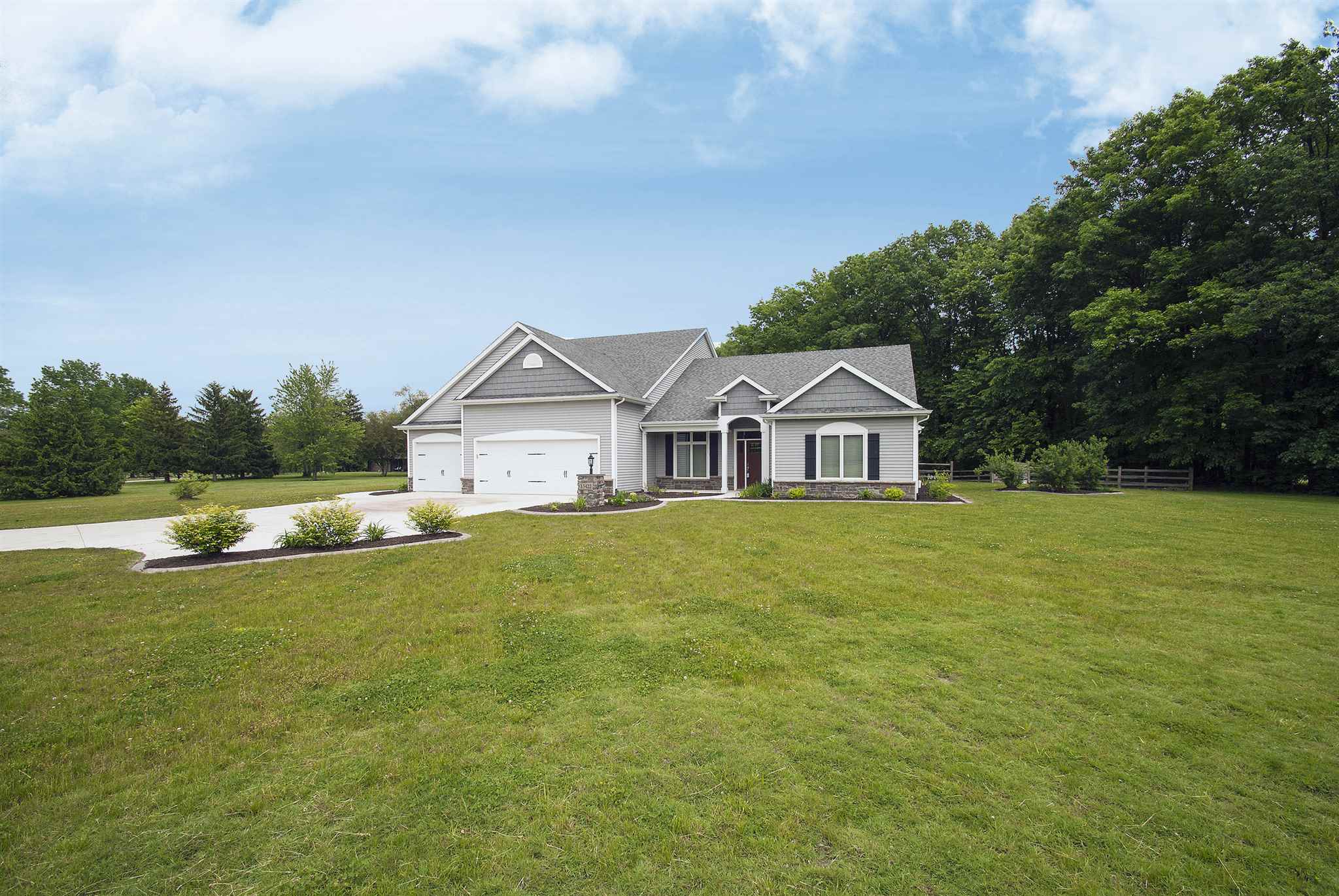 13422 Tonkel Road Fort Wayne, IN 46845 - Photo 2 of 36