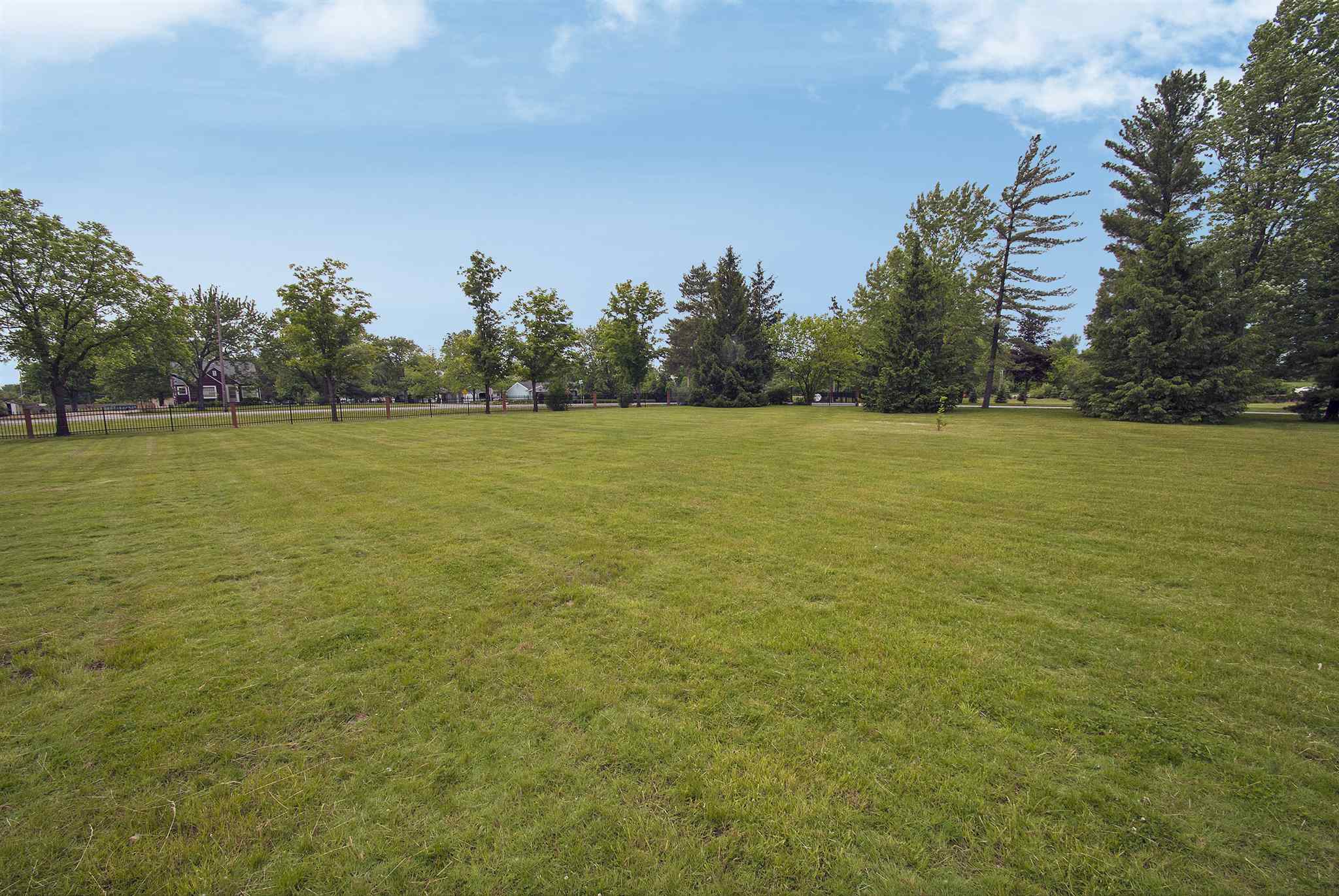 13422 Tonkel Road Fort Wayne, IN 46845 - Photo 3 of 36