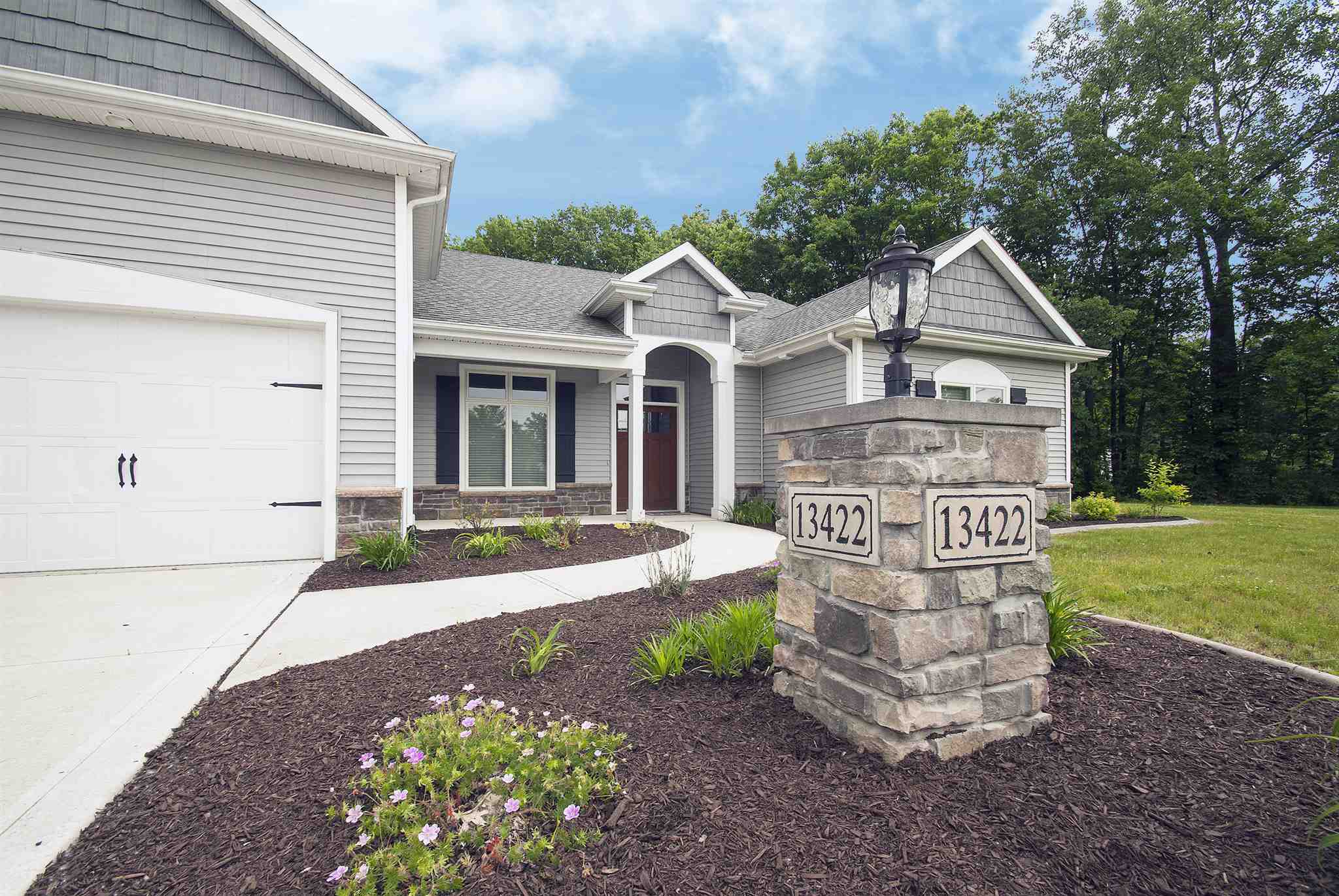 13422 Tonkel Road Fort Wayne, IN 46845 - Photo 4 of 36