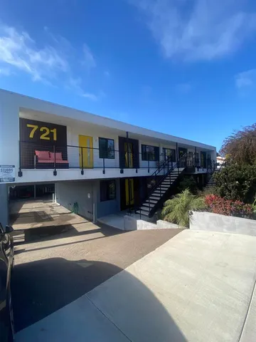 $3,200 | 721 South Cedros Avenue, Unit 7, Solana Beach, CA 92075
