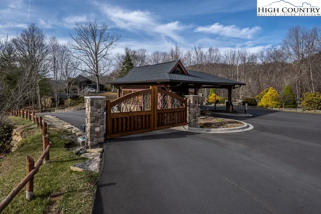 $190,000 | Lot 81-tbd Lot 81-tbd Bear Creek Road, Elk Park, NC 28622