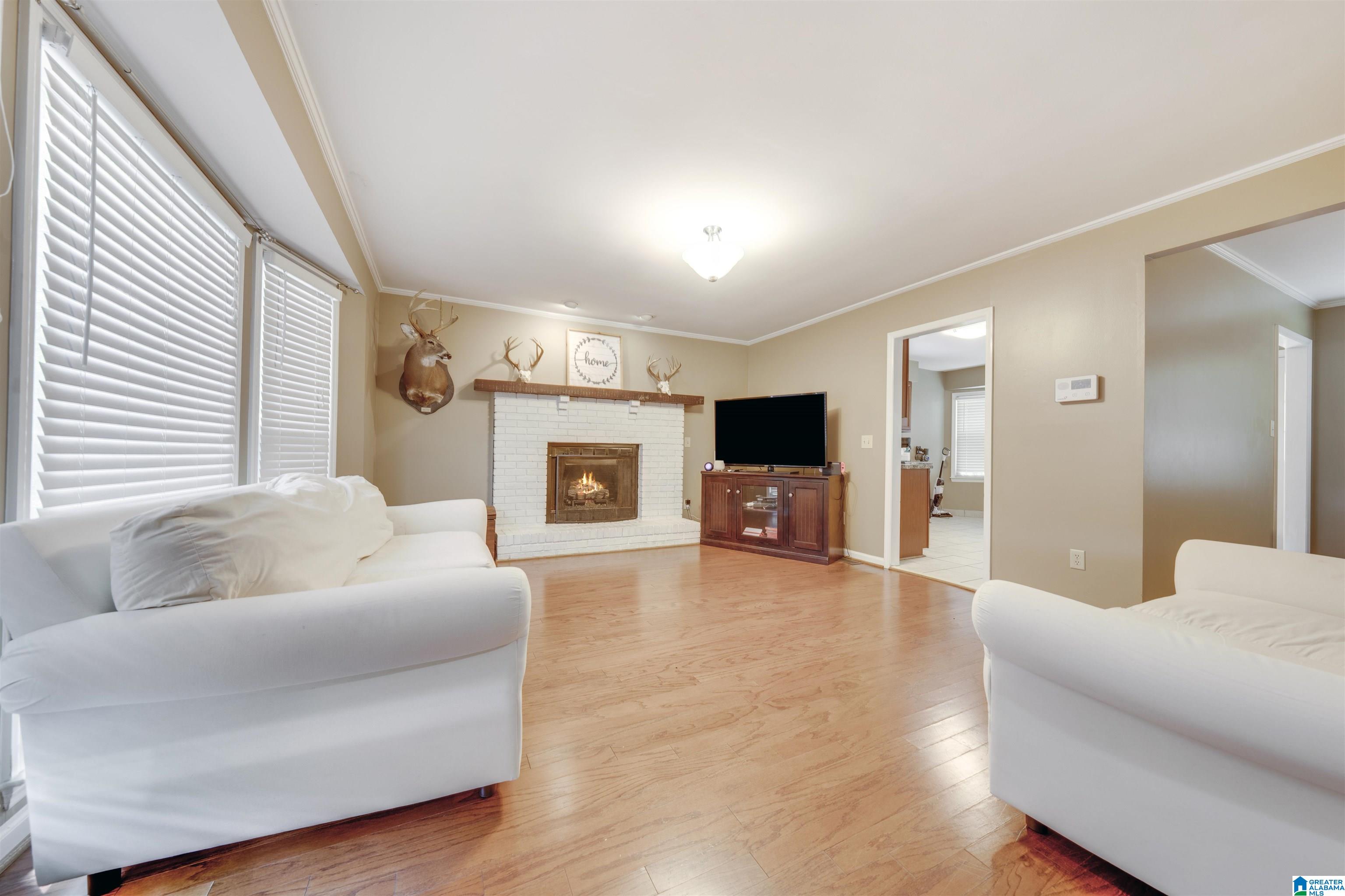 2589 Royal Way Pelham, AL 35124 - Photo 4 of 27