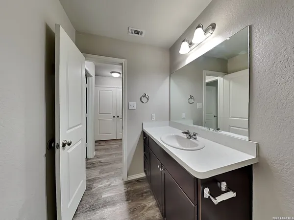 $1,369 | 8525 Amistad Cove, Converse, TX 78109