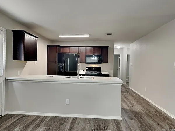 $1,369 | 8525 Amistad Cove, Converse, TX 78109