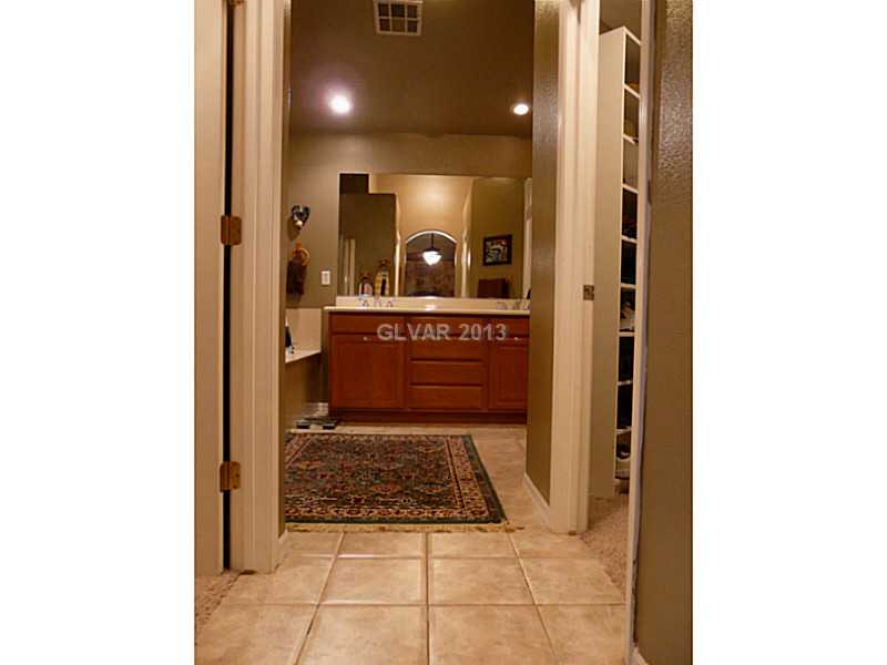 2387 Rainswept Avenue Henderson, NV 89052 - Photo 15 of 25 Master Bath/Spa.