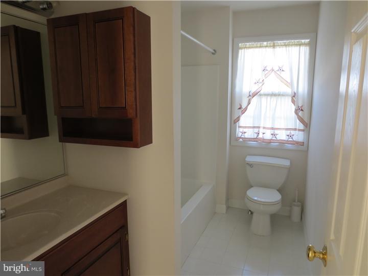 1224 Fox Road Leesport, PA 19533 - Photo 21 of 25 Bathroom
