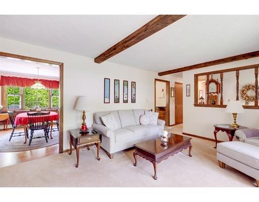 27 Lowell Road Pembroke, MA 02359 - Photo 8 of 24 Gallery Image 8