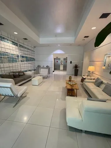 $3,300 | 1723 Southwest 2nd Avenue, Unit P08, Miami, FL 33129