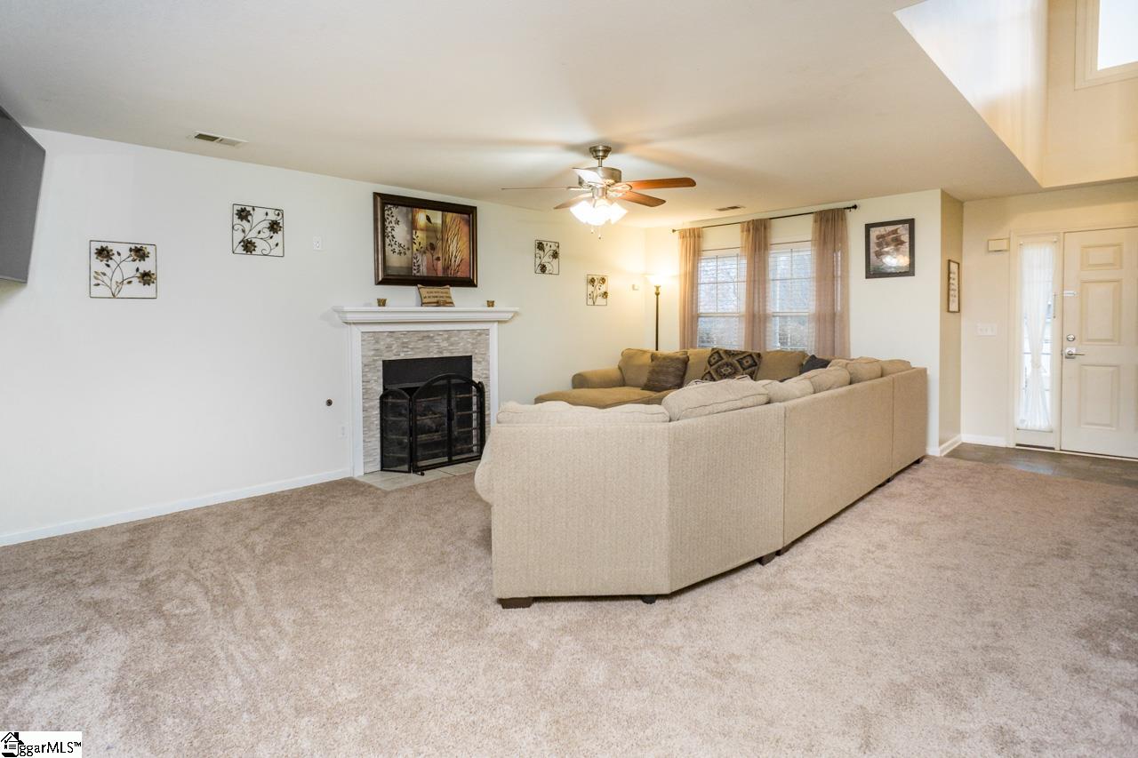 2 Hartman Road Greer, SC 29651 - Photo 4 of 34
