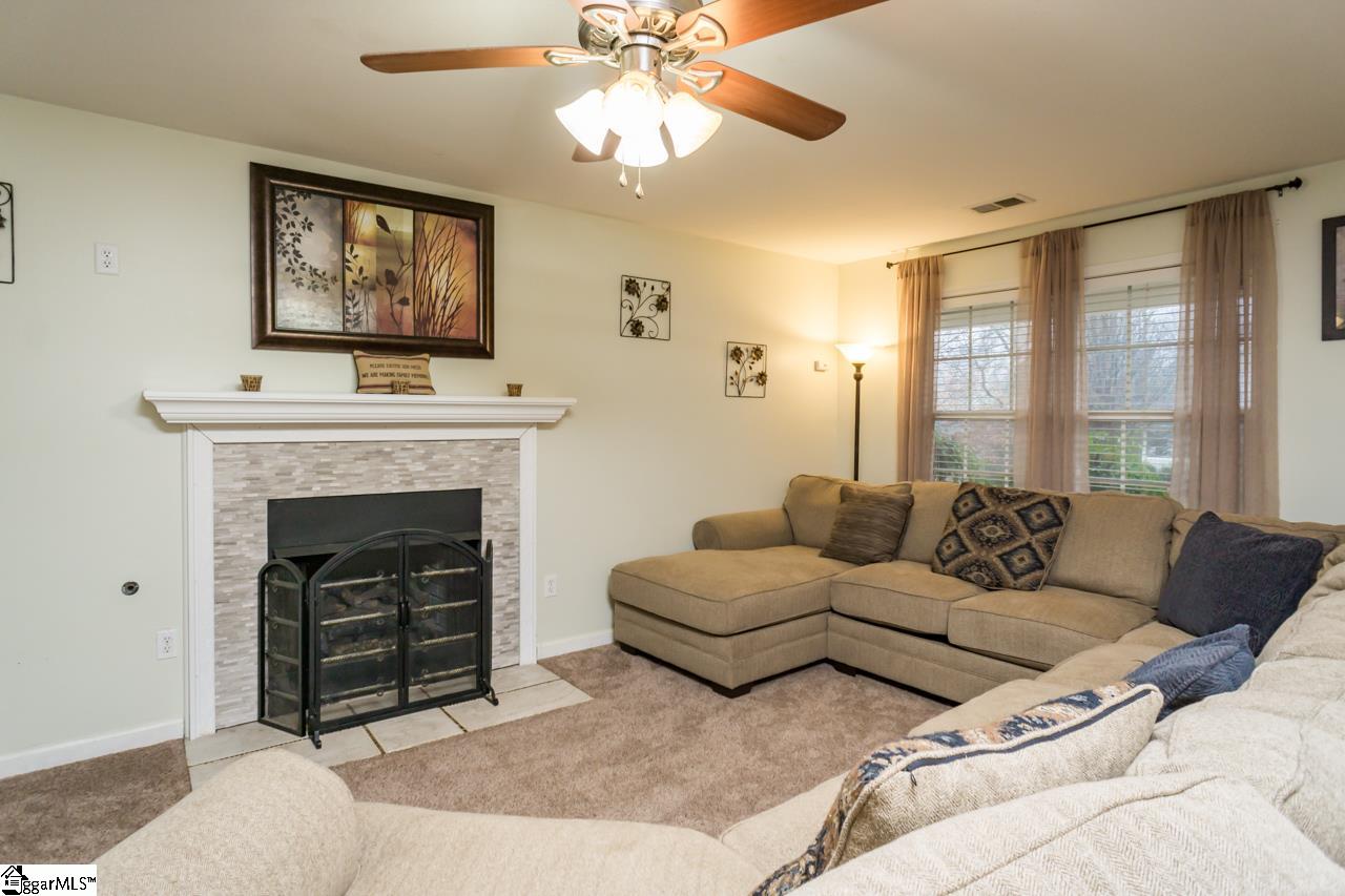 2 Hartman Road Greer, SC 29651 - Photo 6 of 34