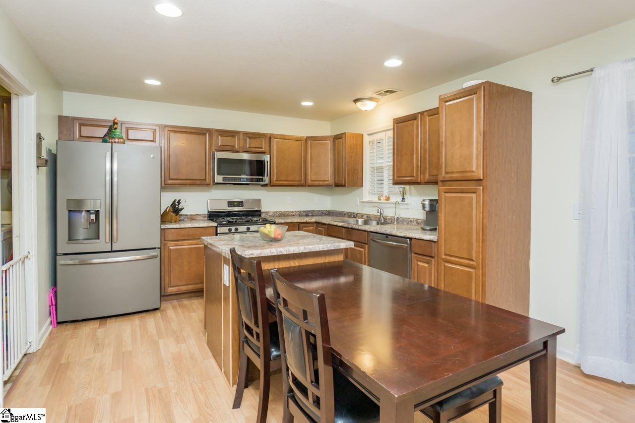 2 Hartman Road Greer, SC 29651 - Photo 7 of 34