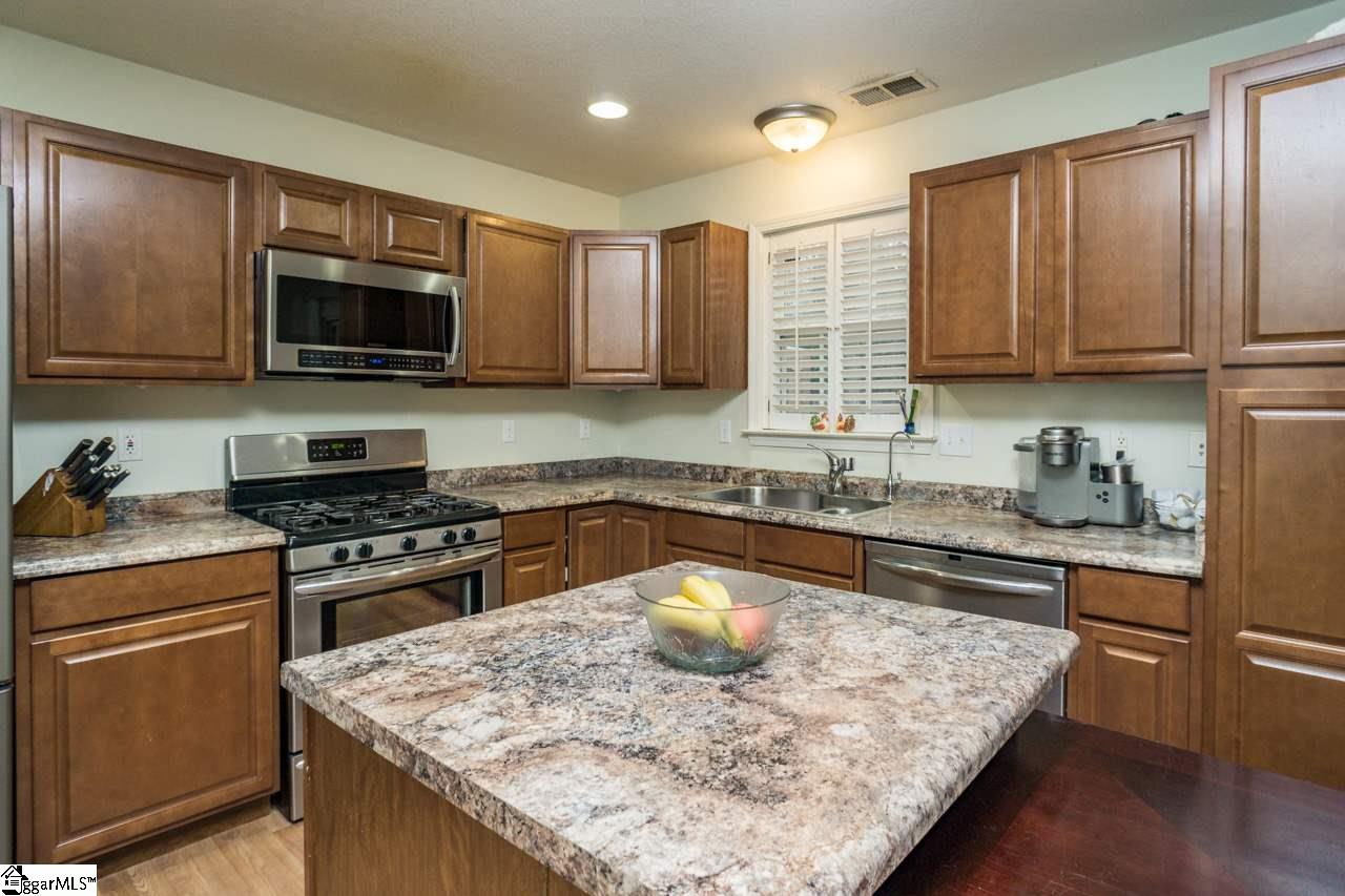 2 Hartman Road Greer, SC 29651 - Photo 9 of 34