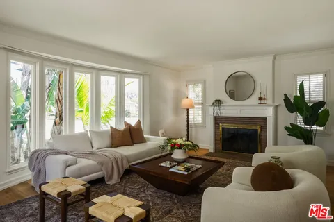 $1,249,000 | 5700 Fallsgrove Street, Los Angeles, CA 90016