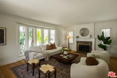 $1,249,000 | 5700 Fallsgrove Street, Los Angeles, CA 90016