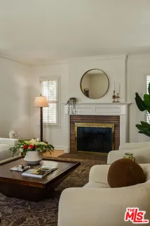 $1,249,000 | 5700 Fallsgrove Street, Los Angeles, CA 90016