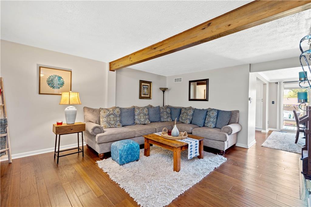 2505 Hunting Ridge Trail Bridgeville, PA 15017 - Photo 2 of 25 Gallery Image 2