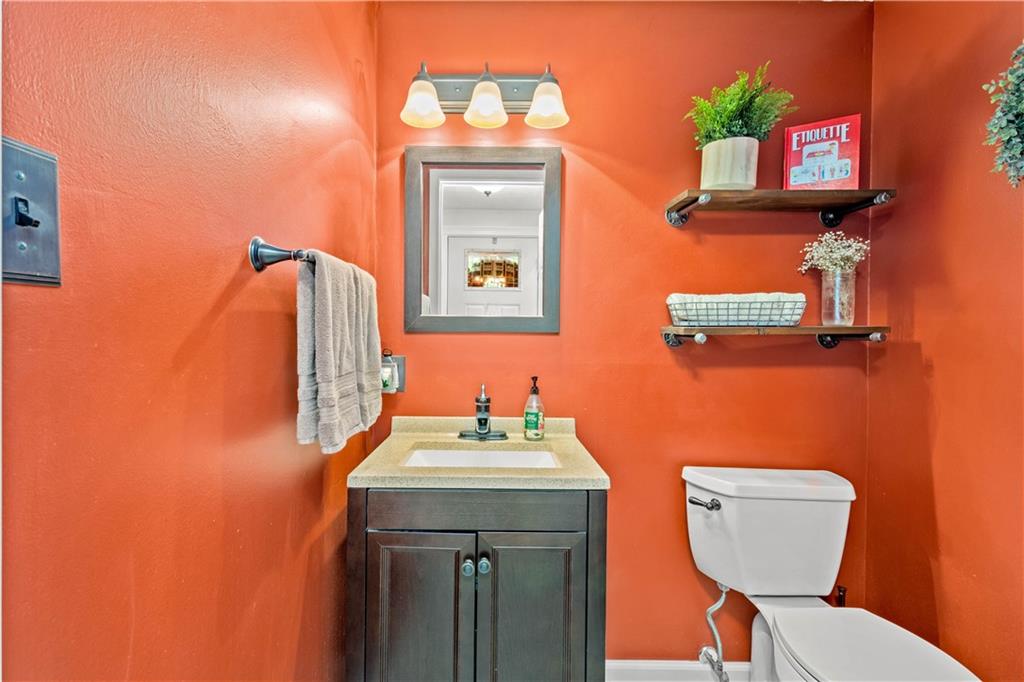2505 Hunting Ridge Trail Bridgeville, PA 15017 - Photo 11 of 25 Gallery Image 11