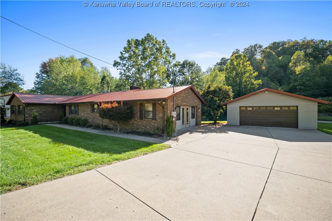 1322 Scott Depot Road Scott Depot, WV 25560 - Photo 2 of 40 Gallery Image 2