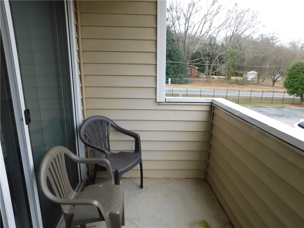 2601 Duncan Chapel Road, Unit F202 Greenville, SC 29617 - Photo 8 of 29