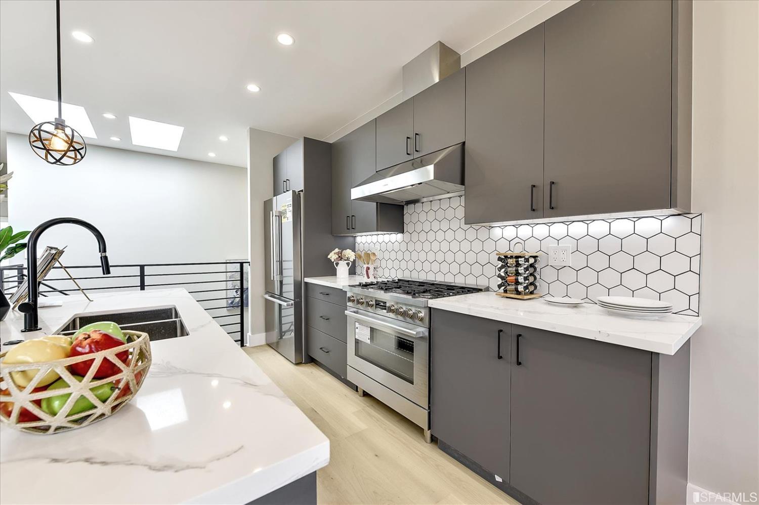 1286 45th Avenue San Francisco, CA 94122 - Photo 13 of 35