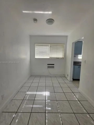 $1,950 | 7155 Rue Notre Dame, Unit 10, Miami Beach, FL 33141