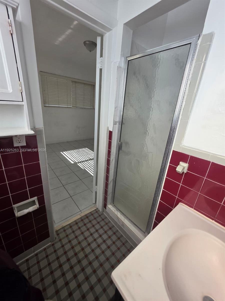 7155 Rue Notre Dame, Unit 10 Miami Beach, FL 33141 - Photo 5 of 29