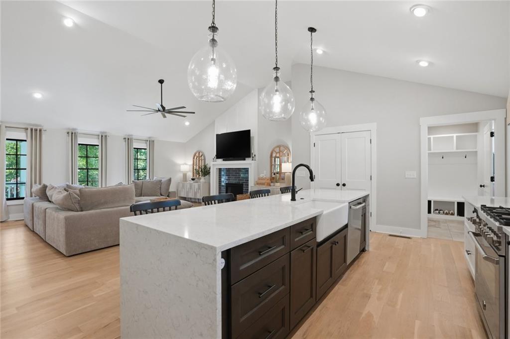 13420 Providence Road Milton, GA 30009 - Photo 14 of 48