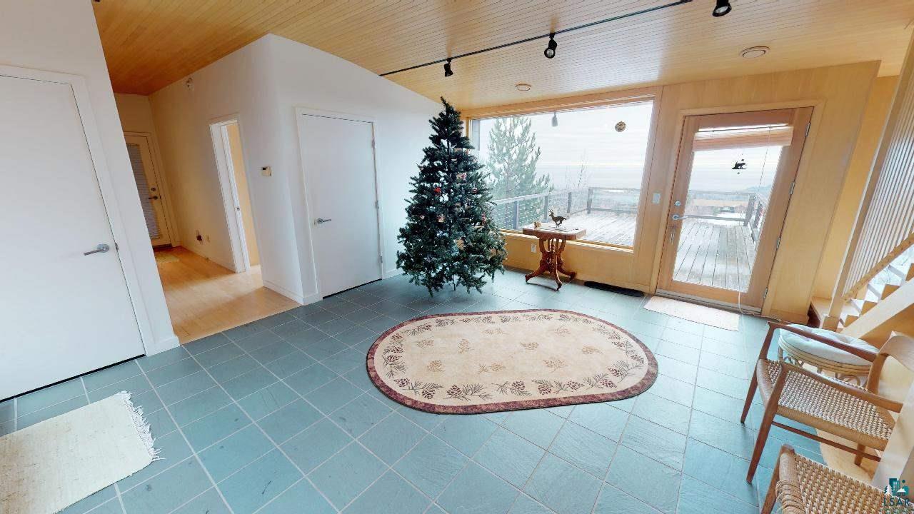 6081 Whitetail Ridge Road Silver Bay, MN 55614 - Photo 7 of 47
