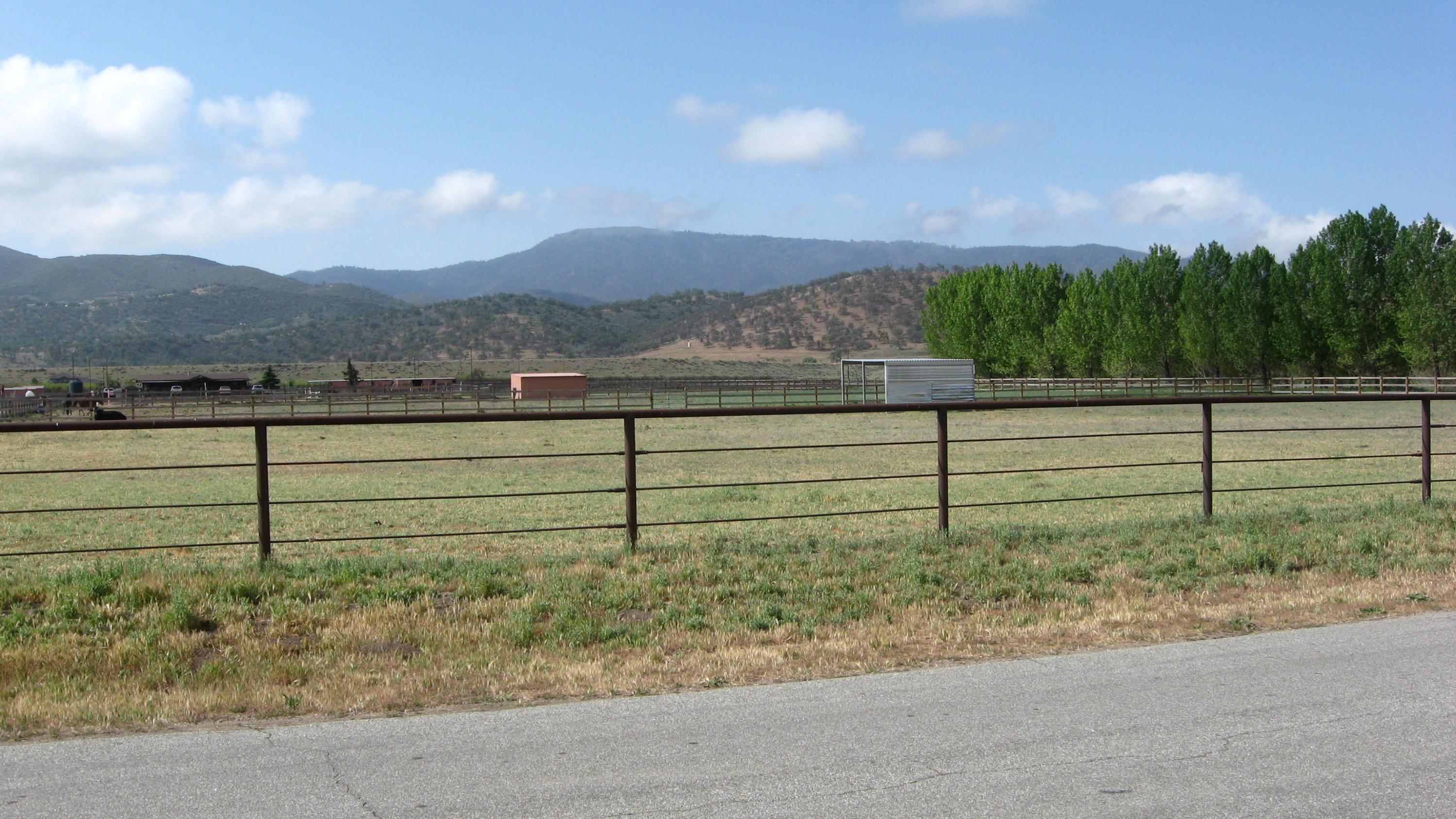 23028 Cummings Valley Road Tehachapi, CA 93561 - Photo 14 of 29 8th St. East 035