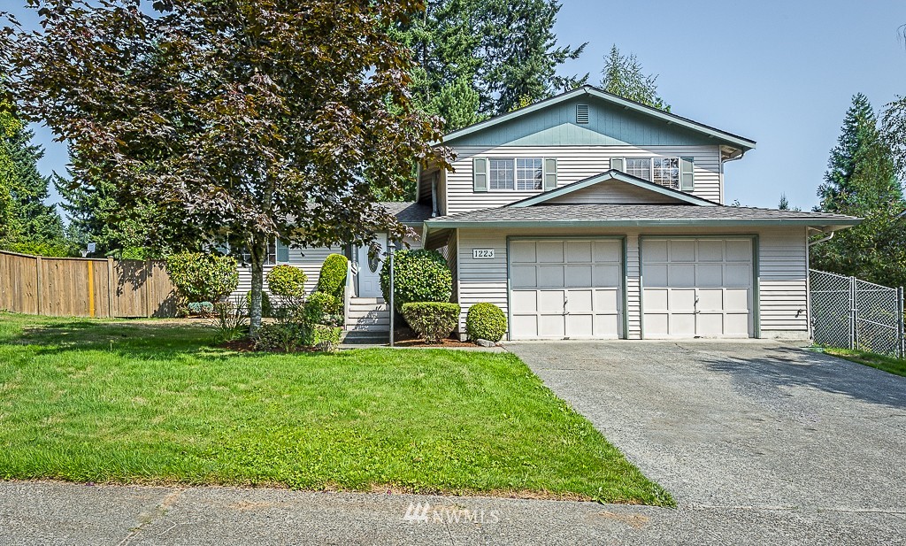 1223 204th Place Southeast Bothell, WA 98012 - Photo 1 of 20 Gallery Image 1